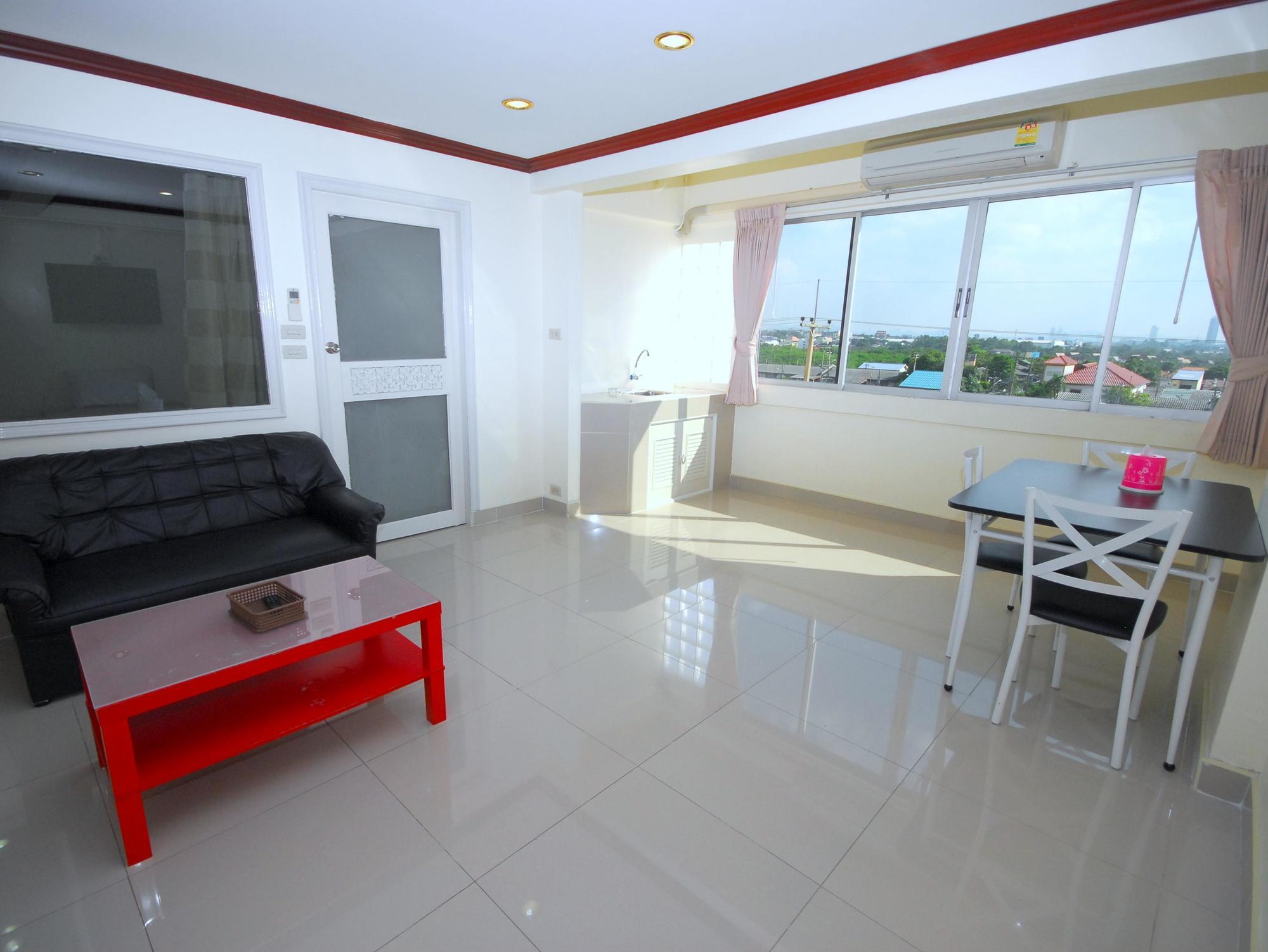 Cozy Loft Hostel Pattaya Exterior foto